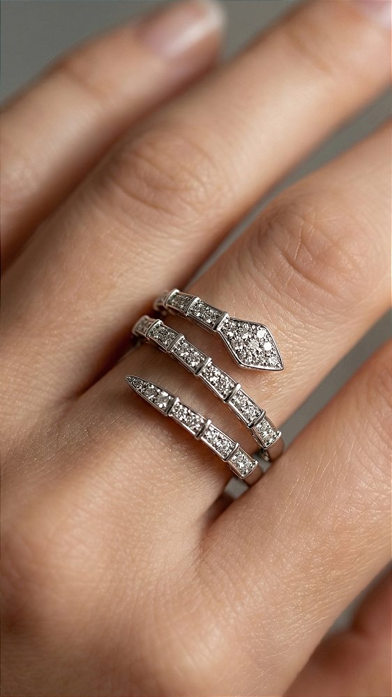 Anel Serpente Insp Bulgaria Cravejado Zircônias Prata Ajustável