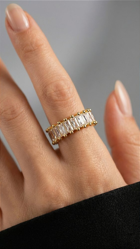 Anel Riviera Baguete Zircônia Cristal Dourado Ajustável