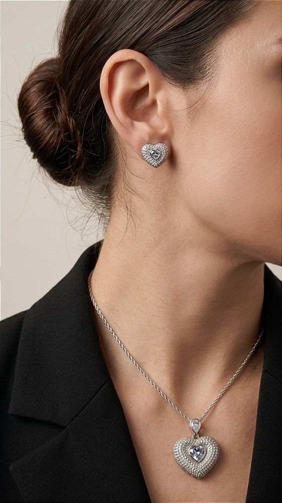 Conjunto Coração Cravejado Insp Swarovski Zircônias Prata