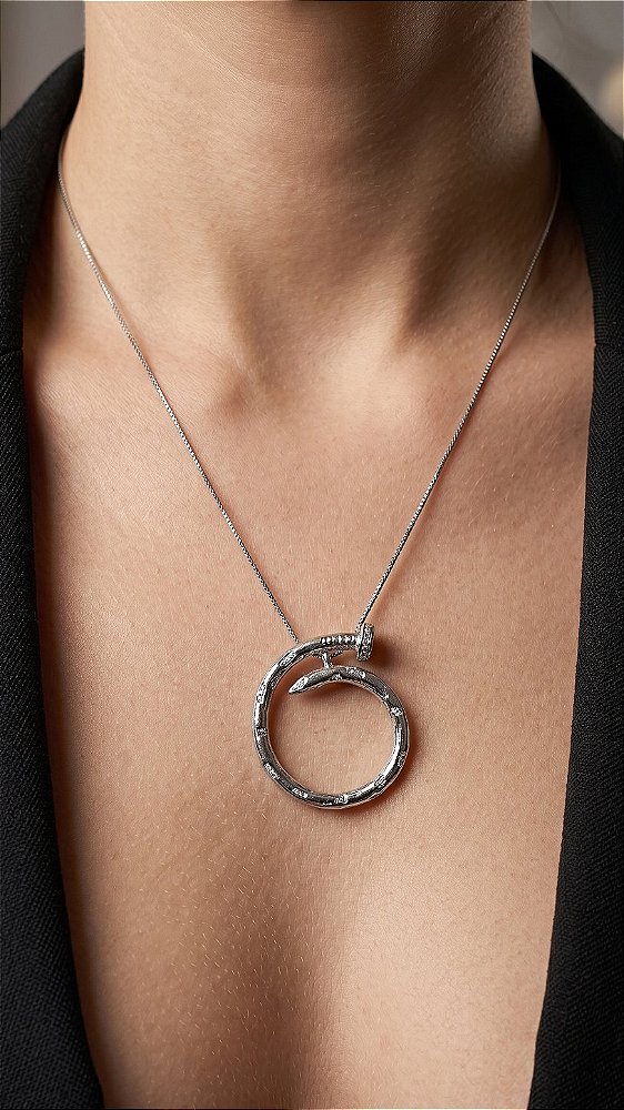 Colar Alongado Pingente Prego Insp Cartier Aço Prata