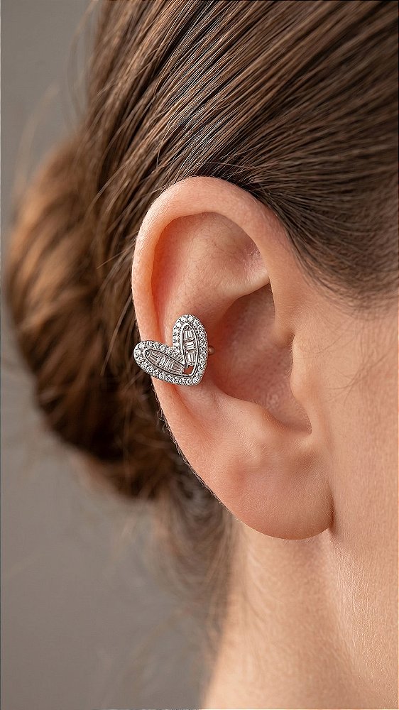Brinco Ear Cuff Coração Zircônia Prata