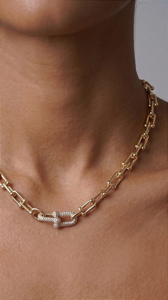 Colar Elos Duplo Mini Cravejados Zircônias Dourado Fecho T
