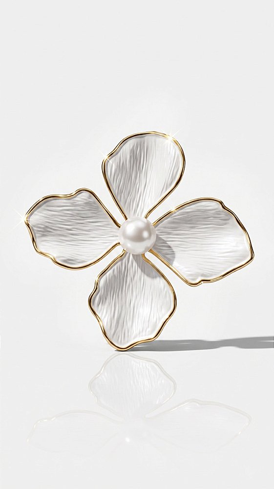 Broche Flor Pintado Resina Branca Miolo Pérola