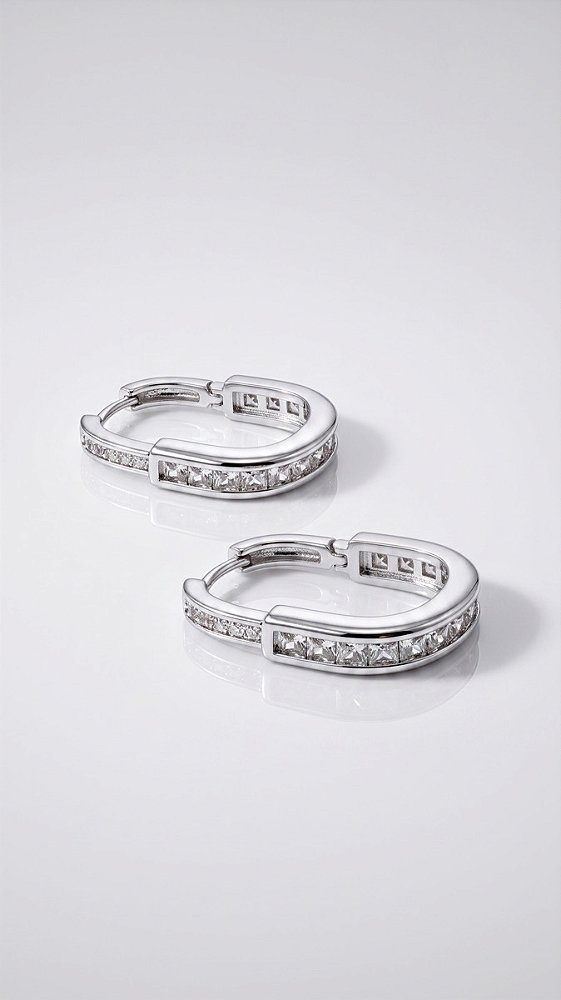Brinco Argola Cadeado Click Zircônias Cravejadas Prata