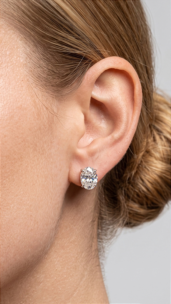 Brinco Ponto de Luz Oval Moissanite 1.5ct 4 Pontas Prata 925