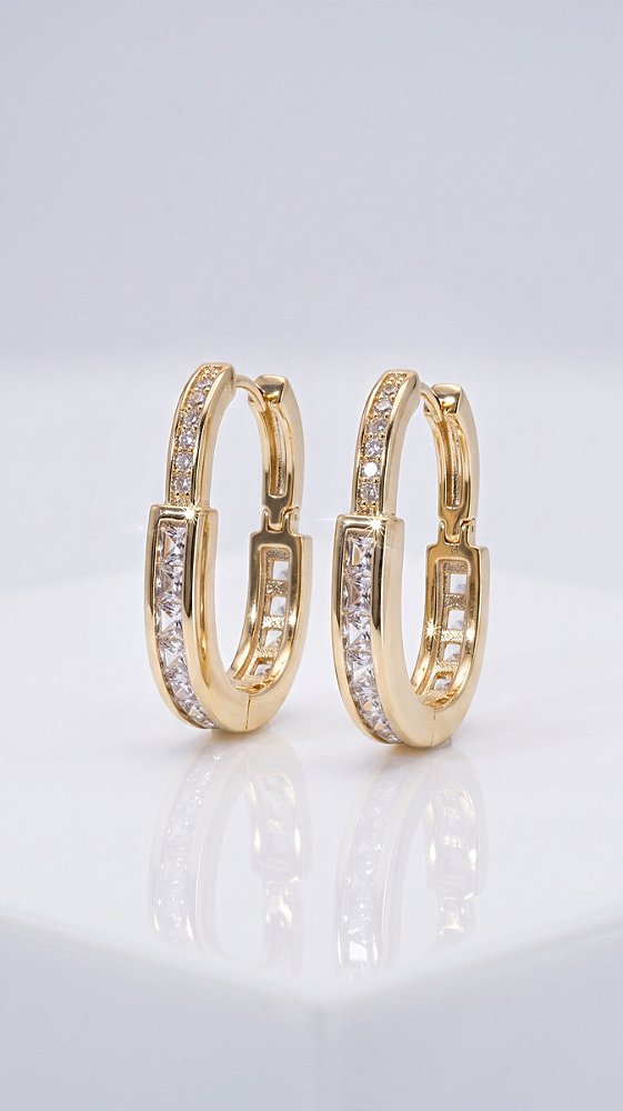 Brinco Argola Cadeado Click Zircônias Cravejadas Banho Ouro 18K