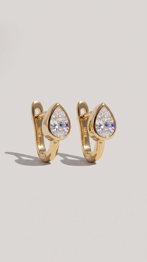 Brinco Mini Argola Click Pedra Moissanite Gota Prata 925 Banho Ouro 18K