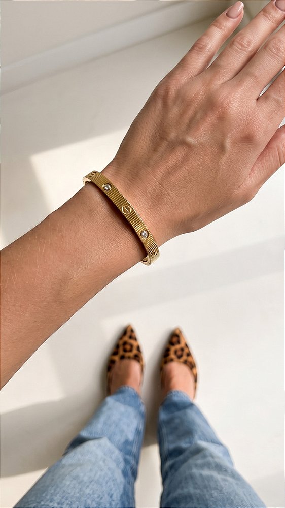 Bracelete Love Texturizado CT Zircônia Banho Ouro 18K Aço