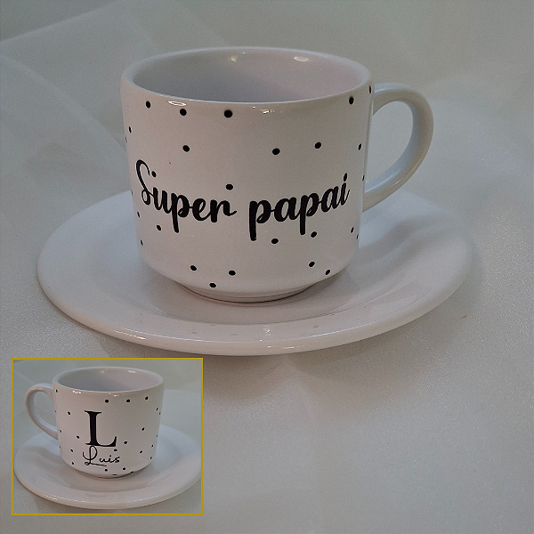 Xícaras personalizadas com pires