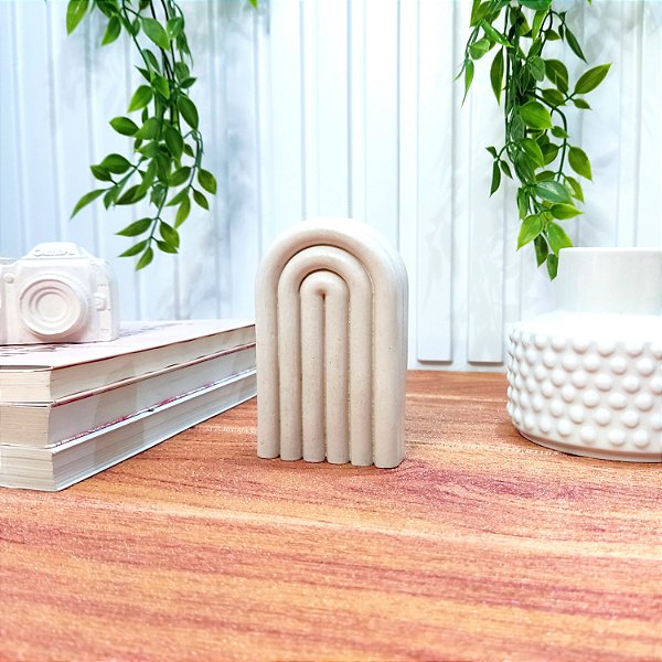 Escultura Arco Minimalista