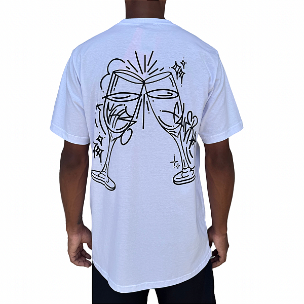 Camiseta Chronic Mano Fler 14 Um Brinde aos Verdadeiros Taças