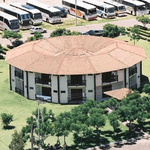 Casa de Hóspedes A - Quarto 101 - Cama casal + Beliche