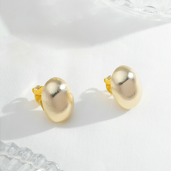 Brinco Oval Lixado no Dourado/Folheado