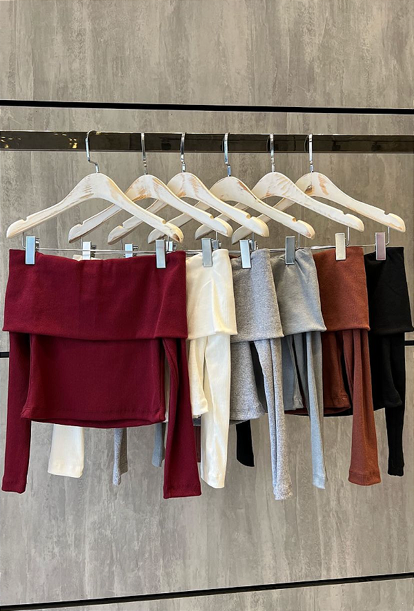 Blusa Beatrice ombro a ombro
