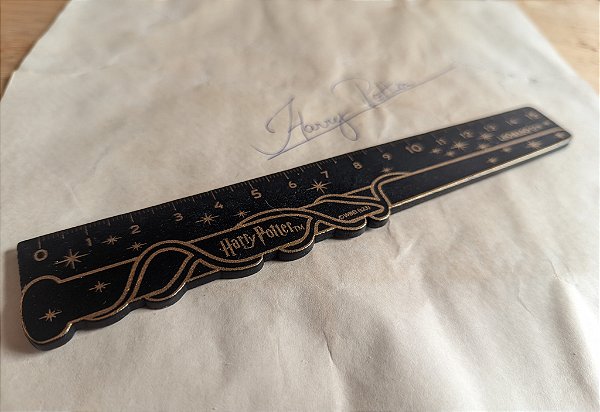 Régua De Madeira Decorada Harry Potter - Leoarte