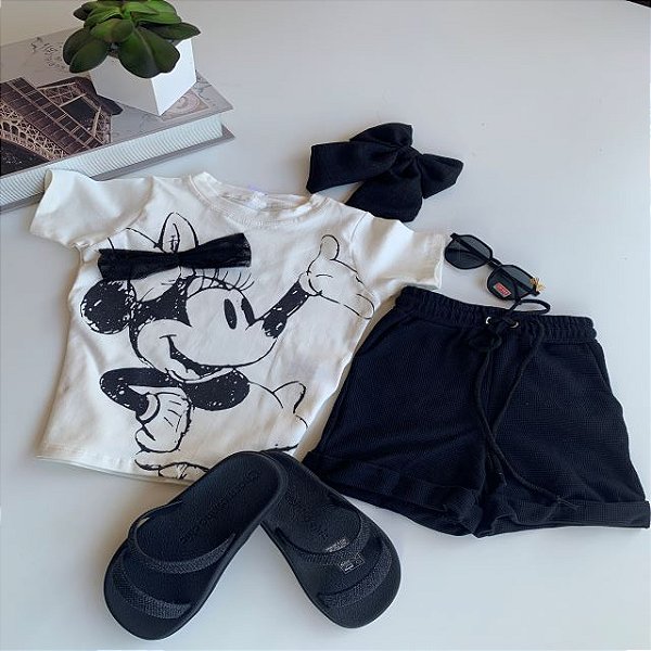 SHORT MOLETINHO