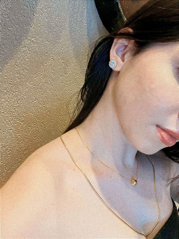 Brinco Ponto de Luz Cravejado 8mm