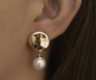 Brinco Contemporâneo Pérola
