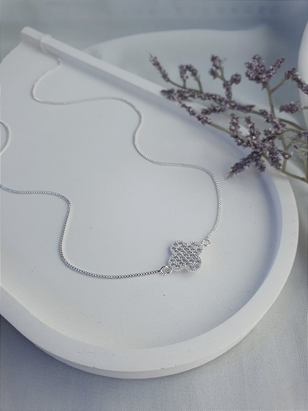 Choker Trevo Cravejado