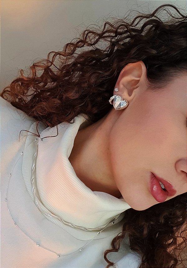 Brinco Coração Geométrico