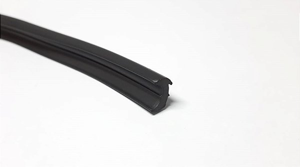 Borracha de Vedação de Aperto em PVC - 12mm - [m]