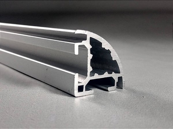 Perfil de Aluminio 30x30 mm Abaulado para Enclausuramento