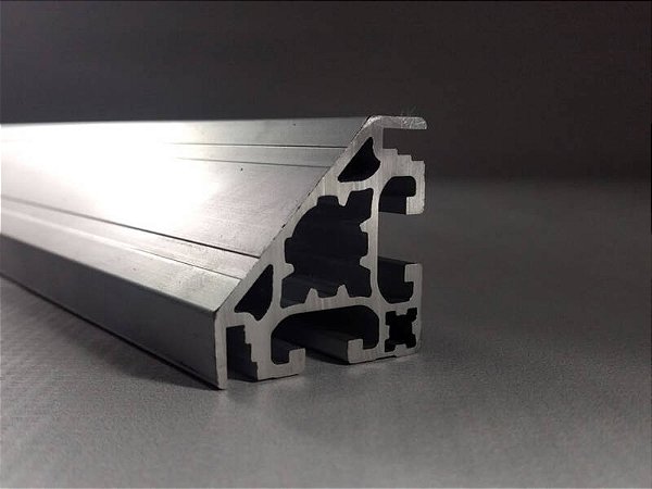 Perfil de Aluminio 40×45° mm para Enclausuramento