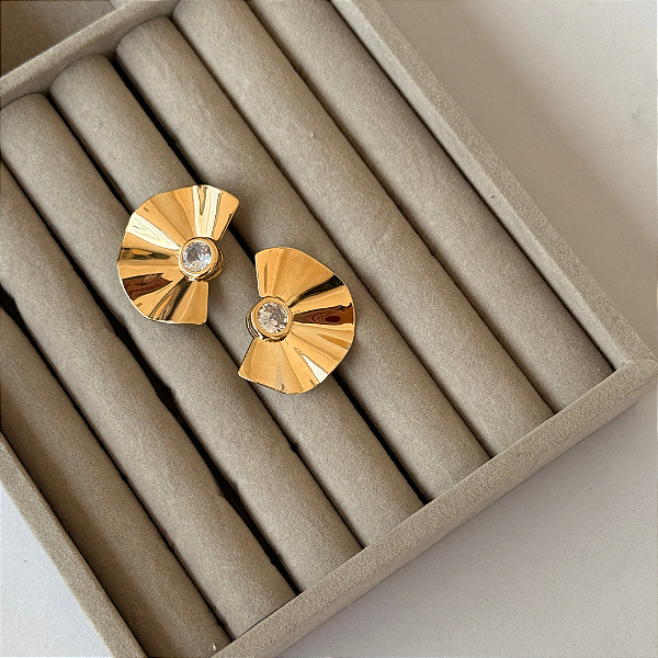 Brinco Leque com Zircônia e Banho de Ouro 18k