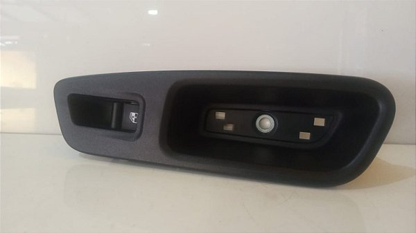 Botão Vidro Elétrico Traseiro Direito Fiat Toro 2.0 2018 a 2020