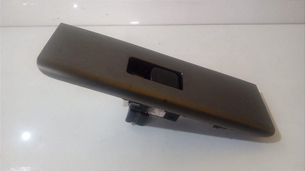 Botão Vidro Elétrico Dianteiro Direito Nissan Frontier 2.5 2008 a 2015