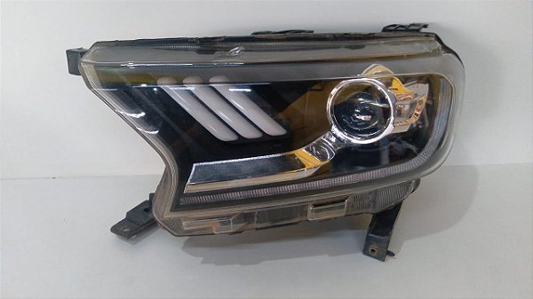 Farol Dianteiro Esquerdo Ford Ranger Mustang 2017 a 2022