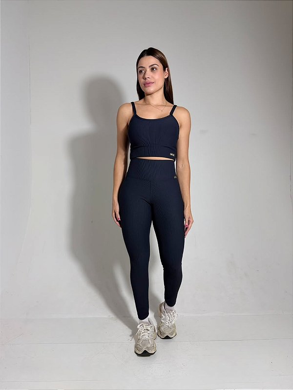 Conjunto Fitness Linha Paris Top + Legging – Preto