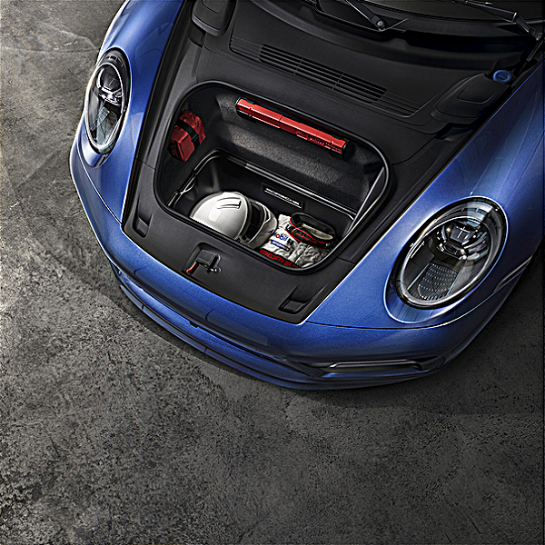 Cockpit da bagageira 992