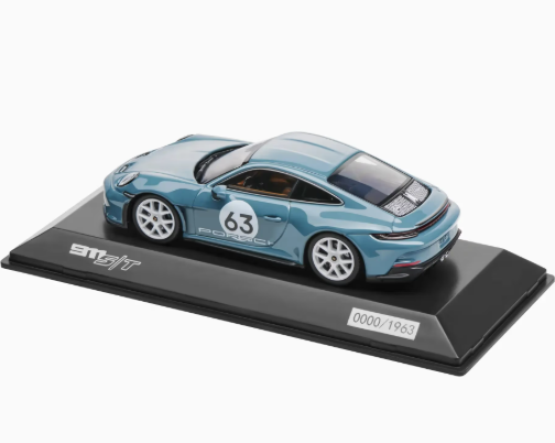 Porsche 911 S/T (992) – Edição Limitada