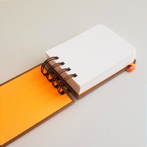 Mini Sketchbook Capa Dura Kraft/Laranja Neon