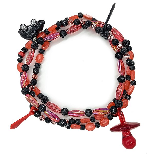 Guia Fio De Exú Pombagira Mirim Com Pingentes E Chupeta Vermelha