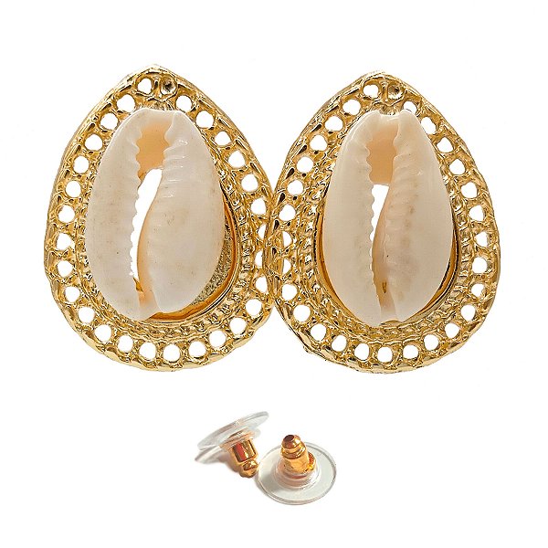 Par De Brinco Búzio Gota Dourada C/ Perfuros (Tarraxa)