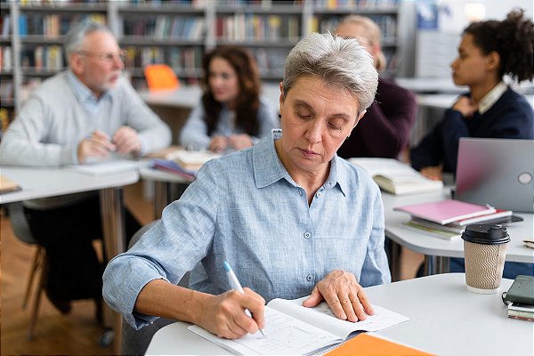 EJA - Educação de Jovens e Adultos