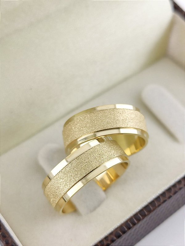 ALIANÇAS EM OURO 18K RETA