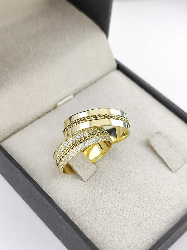 ALIANÇAS EM OURO 18K RETA
