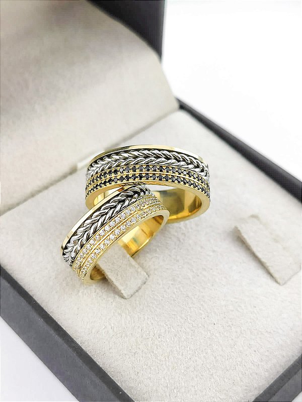 ALIANÇAS EM OURO 18K TRÊS CORES