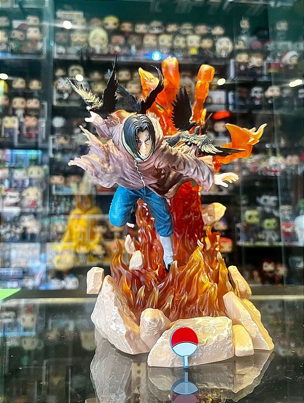 Estatua Naruto Itachi Uchiha
