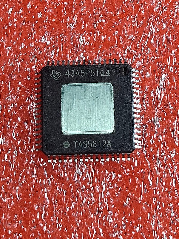 Circuito integrado TAS5612A