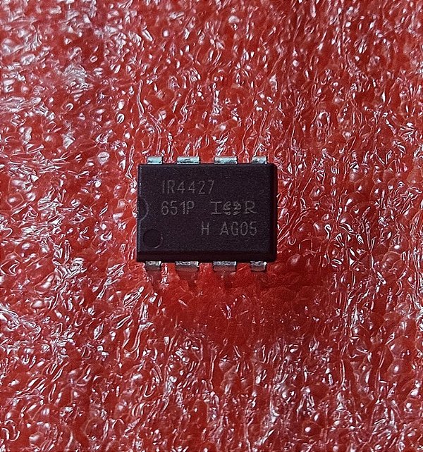Circuito integrado Ir4427 Ir4427pbf  Dip8