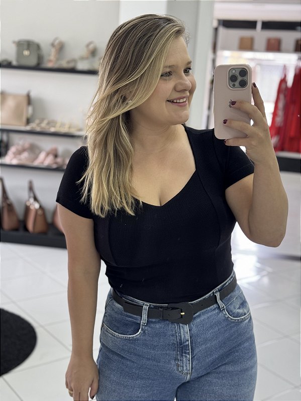 Blusa Cropped Canelada D4739