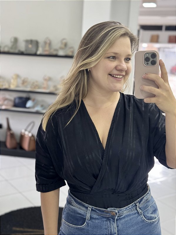 Blusa Transpassada Flor de Lis  F27237