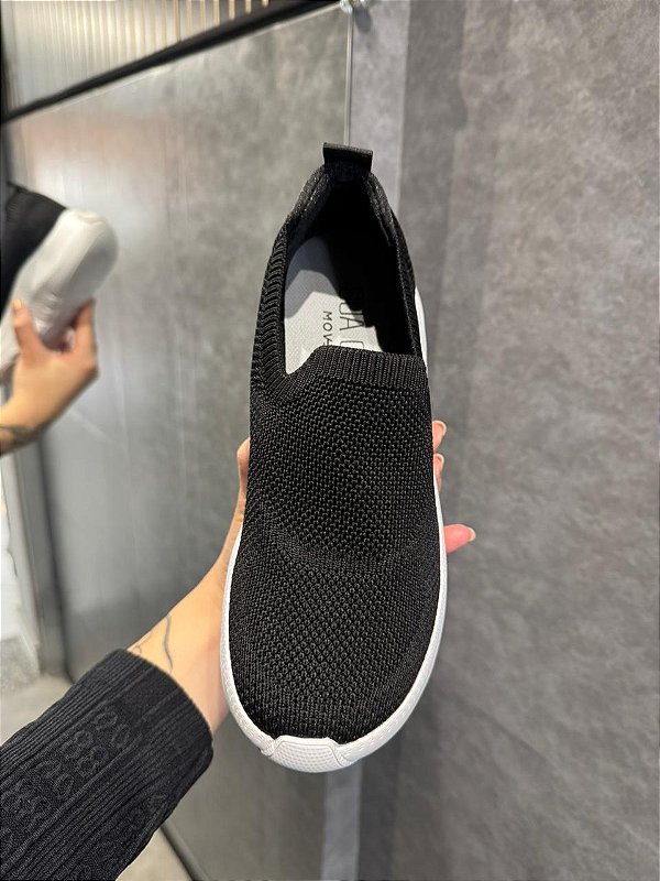 Tênis Casual com Detalhes Laterais sua cia 844616583