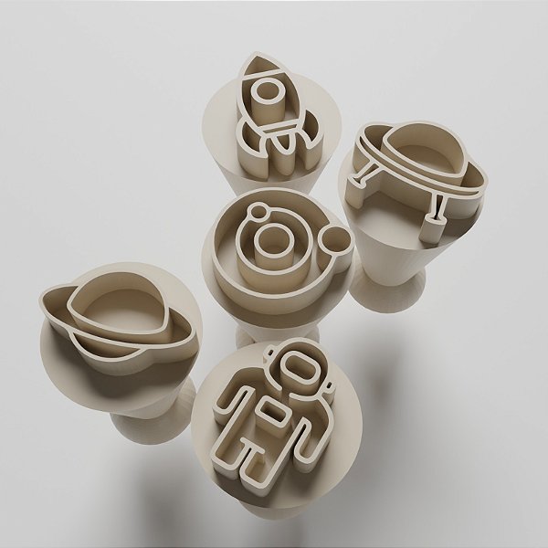 Kit com 05 carimbos para docinhos/brigadeiro - Astronauta