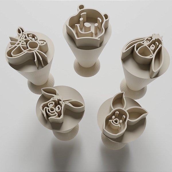 Kit com 05 Carimbos para docinhos/brigadeiro - Ursinho Pooh 1