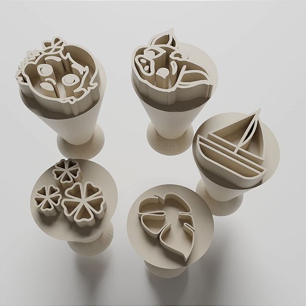 Kit com 05 Carimbos para docinhos/brigadeiro - Moana Baby